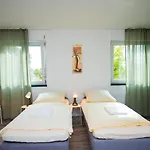 Studio für 4 Personen